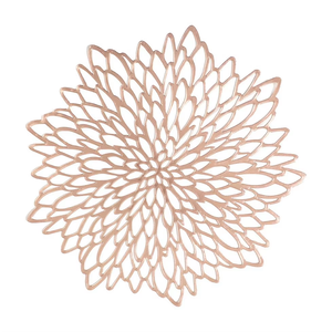 Manteles Individuales de PVC con Diseño Floral Hueco, Antideslizantes, Impermeables y Aislantes del Calor, Ideales para Hoteles, Hogares, Reuniones y Banquetes - Product Image 1