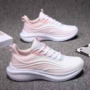Chaussures de sport décontractées pour femmes, légères, respirantes, en mesh, pour la course à pied, chaussures de sport, chaussures de marche - Product Image 1
