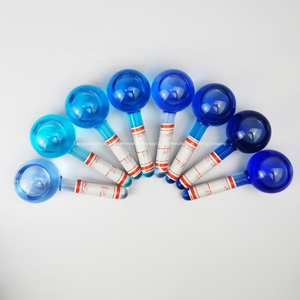Productos más vendidos, productos de belleza al por mayor, masajeador para el cuidado de la piel, rodillo facial azul, globos de hielo mágicos - Product Image 4