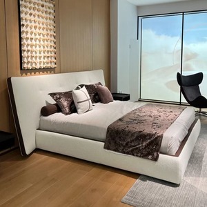 Letto Moderno Italiano Minimalista Eco-Friendly King/Queen Size con Morbido Rivestimento in Tessuto, Struttura Alta in Legno <span class=keywords><strong>e</strong></span> Testiera - Product Image 4