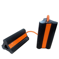 Cale de roue en caoutchouc portable haute résistance pour véhicules lourds et impacts sévères SW-AWC01 – Système de gestion du stationnement pour voitures et camping-cars