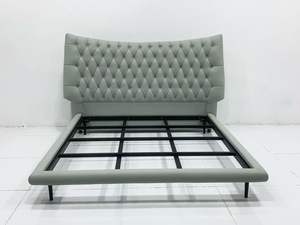 Lit en tissu de luxe 2025 Cadre de lit design italien moderne Meuble de chambre à coucher élégant Lit King avec bouton - Product Image 6