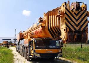 Grue à flèche télescopique tout-terrain XCMG QAY650A de 650 tonnes d'<span class=keywords><strong>occasion</strong></span> à vendre - Product Image 3