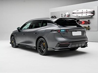 Nouvelle Voiture Électrique Lynk&Co 07GT Ultra 2027 – Berline Intelligente et Élégante avec Décharge Externe pour Camping en Plein Air