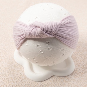 Nuevo lazo de bebé europeo y americano de <span class=keywords><strong>moda</strong></span> con diadema de nailon elástico, conjunto de accesorios para el cabello de <span class=keywords><strong>tres</strong></span> piezas para niños - Product Image 6