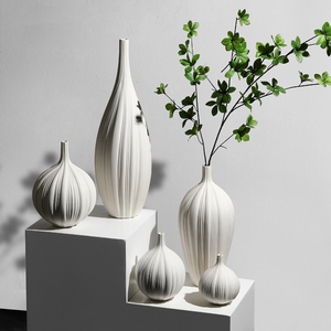 Ensemble de vases en céramique blanc mat, style moderne minimaliste, pots de fleurs de jardin avec trou de drainage, vases écologiques durables pour le salon - Product Image 6