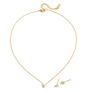 Ensemble collier et boucles d'oreilles en zircon en forme de cœur, plaqué or 18 carats, acier inoxydable, pour femme, bijoux à porter au quotidien - Product Image 5