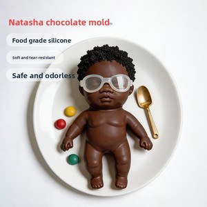 Stampo in Silicone Alimentare a Forma di Bambola, Morbido e Inodore, Piccola Figurina Nera Realistica per Neonati, Giocattolo per Torte - Product Image 1