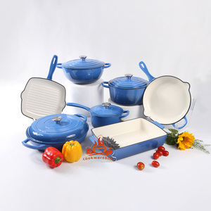 Ensemble de 11 pièces de batterie de cuisine en fonte émaillée, comprenant faitout, casseroles, marmites à soupe et faitouts - Product Image 3