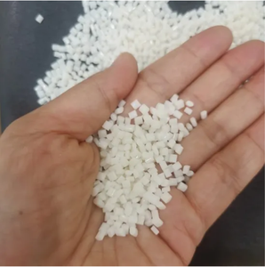 Granulés de plastique ABS pour la fabrication - Product Image 1