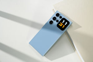 สมาร์ทโฟนคุณภาพสูง C62 PRO หน้าจอคู่ 6.8 นิ้ว 90Hz HD Octa Core แบตเตอรี่ 5000mAh LTE รองรับภาษาเยอรมันและฝรั่งเศส NFC ระบบปฏิบัติการ Android 15 เวอร์ชันสากล - Product Image 6