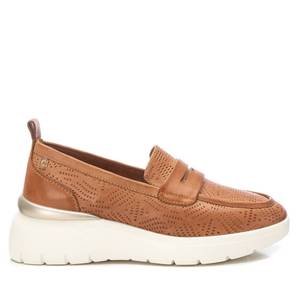 Mocassins en cuir pour femme Carmela 161428 Beige Perforated Comfort Shoe - Product Image 5