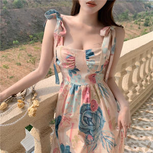 Vestido de Chifón con Estampado de Pintura al Óleo Retro Francés, Cuello Mandarín Elegante y Cintura Natural, Ideal para Vacaciones en la Playa de Sanya, Hainan - Product Image 3