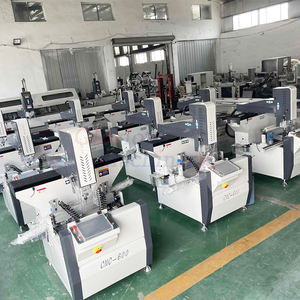 Centre d'usinage pour portes et fenêtres en aluminium, machine <span class=keywords><strong>de</strong></span> perçage <span class=keywords><strong>de</strong></span> trous <span class=keywords><strong>de</strong></span> serrures robuste, moteur PLC, perceuse-fraiseuse pour <span class=keywords><strong>PVC</strong></span> - Product Image 5