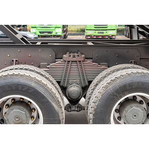 Camion à <span class=keywords><strong>benne</strong></span> basculante Howo Sinotruk 8x4 6x4 d'<span class=keywords><strong>occasion</strong></span>, camions à <span class=keywords><strong>benne</strong></span> basculante d'<span class=keywords><strong>occasion</strong></span> à 12 pneus, camions à <span class=keywords><strong>benne</strong></span> basculante chinois d'<span class=keywords><strong>occasion</strong></span> de 40 tonnes, <span class=keywords><strong>benne</strong></span> basculante 8x4 - Product Image 5