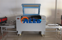 Noix de coco à haute efficacité ouvrant la machine de gravure laser à la noix de coco brune Machine de processus de noix de coco