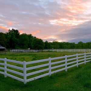 Vinyl PVC <span class=keywords><strong>4</strong></span> chia đường ray ngựa trang trại hàng rào chất lượng cao - Product Image 1