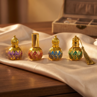 Flacon de parfum miniature 10 ml avec bouchon à vis, rouleau à bille doré à motif quadrillé pour échantillon d'huile rechargeable, flacon de luxe en carton