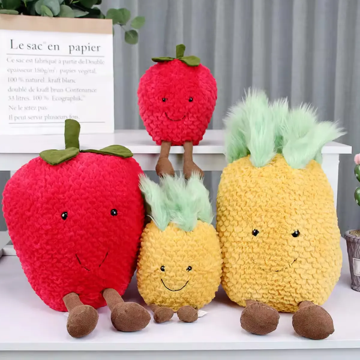OEM ODM personalizzato morbido farcito a forma di frutta Super carino giocattolo di peluche alla fragola ananas