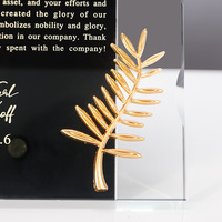 Plaque de récompense personnalisée en verre cristal K9 gravée au laser pour cérémonie d'entreprise