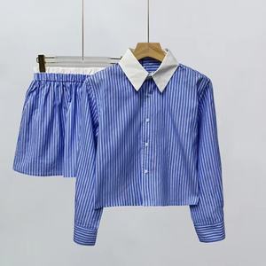 Costume pour femme sur mesure OEM ODM, nouvelle arrivée, haute qualité, mode décontractée, chemise à manches longues rayée bleu et blanc + ensemble jupe - Product Image 1