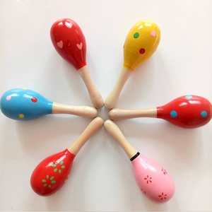 Maracas en bois miniatures peintes et colorées, instrument de percussion Orff pour enfants, vente en gros - Product Image 4