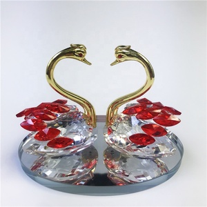 Bomboniere Personalizzate per Matrimonio 2022, Regali Creativi in Cristallo, <span class=keywords><strong>Cigno</strong></span> in Vetro Cristallo - Product Image 2