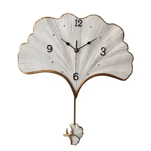 Nieuwe Ginkgo Leaf Persoonlijkheid Creatieve Hars Huishoudelijke Stille Quartz Versieren Wandklok