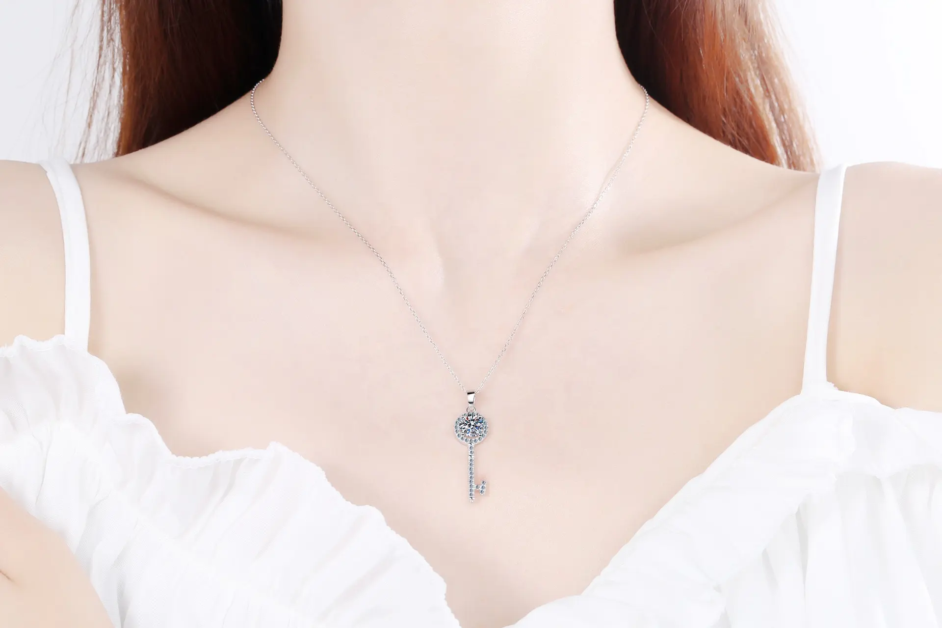 2023 Jewelry Key Necklace Shining VVS Diamond Moissanite Pendant Necklace Moissanite Necklace Women