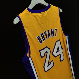 Maillots de basket vintage personnalisés en gros pour garçons, grande taille, sans manches, imprimés par transfert thermique, séchage rapide, maille respirante, pour équipe - Product Image 5