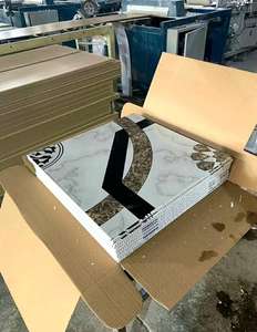 <span class=keywords><strong>Mat</strong></span>ériaux de conception intérieure, carreaux de <span class=keywords><strong>plafond</strong></span> en plastique, panneau de <span class=keywords><strong>plafond</strong></span> en <span class=keywords><strong>pvc</strong></span> - Product Image 4