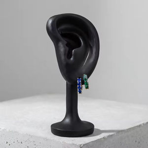 Présentoir en résine pour bijoux en gros, support durable pour boucles d'oreilles, accessoires de présentation simulés pour magasin - Product Image 1