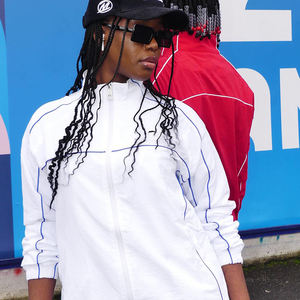 <span class=keywords><strong>Fabricantes</strong></span> de Chándales Personalizados, Chaqueta Cortavientos Transpirable con Pedrería, Conjunto Deportivo de Dos Piezas, Ropa Deportiva Reflectante para <span class=keywords><strong>Hombre</strong></span> - Product Image 2