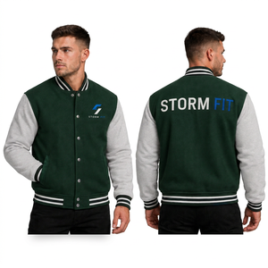 Blouson universitaire unisexe Storm Fit vert avec manches grises, logo brodé, vêtement d'hiver décontracté en laine et cuir, coupe-vent, anti-UV, haute performance - Product Image 6