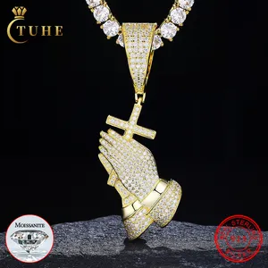Hip Hop Jewelry Christmas Gift Pass Diamond Test D Color Moissanite 925 Sterling Silver Bling Cross Pray Hand Pendant Necklace