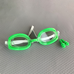 Gafas de Natación Ajustables para Niños, Resistentes al Agua y Antivaho, con Tapones para los Oídos, para Actividades Acuáticas de Verano - Product Image 4