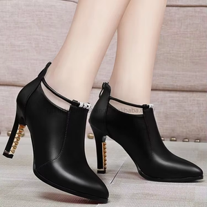Vente en gros d'usine, escarpins rouges en PU à talons hauts, sangle en strass, chaussures de soirée pour femmes - Product Image 2