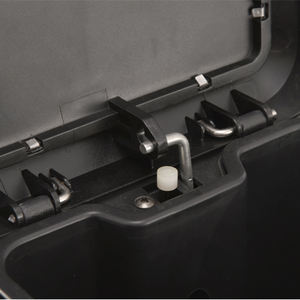 Poubelle en acier inoxydable à commande au <span class=keywords><strong>pied</strong></span> avec revêtement intérieur en plastique pour une gestion pratique des déchets - Product Image 4