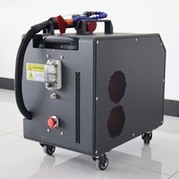 Machine de nettoyage au laser à fibre pulsée Razortek CNC 200W 300W 500W pour le décapage de la rouille, de la peinture sur murs, acier, métal, bois et pierre