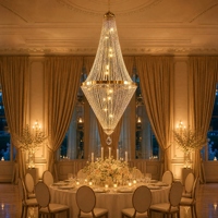 Lustre LED moderne en or pour décoration, idéal pour les salles de mariage, d'exposition et de banquets – Vente directe usine