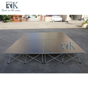 Plateforme de scène DJ Spider Riser pour performance et assemblage de scène - Product Image 2