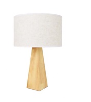 Lampe de table élégante en bois de style nord-européen avec base en bois et abat-jour en tissu de lin pour hall d'entrée ou maison