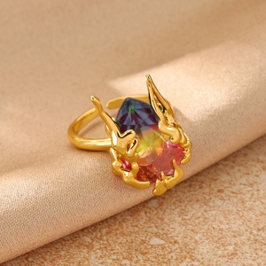 Anillo de zirconio con degradado de llama chapado en oro de 18 quilates, anillo de dedo ajustable abierto con gema de color, joyería de acero inoxidable para mujer - Product Image 3