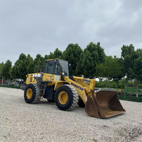 Chargeuse sur pneus Komatsu WA380 d'occasion, composants d'origine, faible nombre d'heures de fonctionnement, en stock