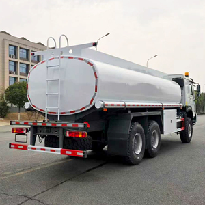Camion-citerne SINOTRUK HOWO 6X6 RHD Euro II à vendre – Prix compétitif - Product Image 4