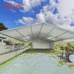 Grande tente de réception blanche pas chère pour 100 personnes, idéale pour les mariages, en vente - Product Image 1