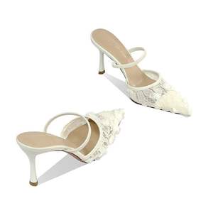 Mules à talon aiguille roses en dentelle florale pour femme, à bout pointu, idéales pour les soirées - Product Image 5