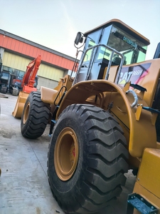 Chargeuse sur pneus Cat 966H d'occasion, faible nombre d'heures, 6 tonnes, avec moteur Cat C11 ACERT, performances puissantes, consommation de carburant raisonnable - Product Image 5