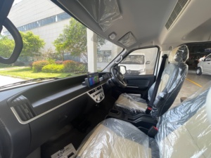 Minibús de pasajeros KAMA 2026, el más nuevo, 18 asientos, automático, RHD/LHD, autobús urbano a gasolina, personalizable - Product Image 4