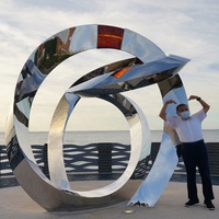 Sculpture d'art décorative pour la maison, thème amour, sculpture de cœur en acier inoxydable poli moderne